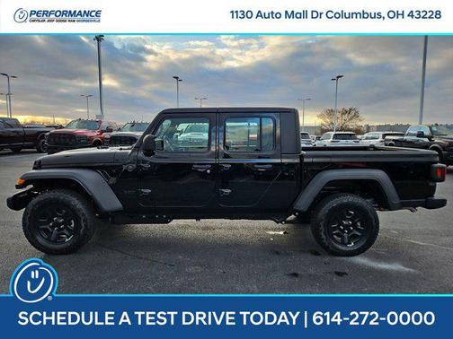 2026 Jeep Gladiator Sport