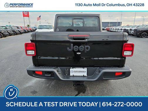 2026 Jeep Gladiator Sport