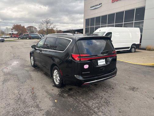 2021 Chrysler Pacifica Touring L