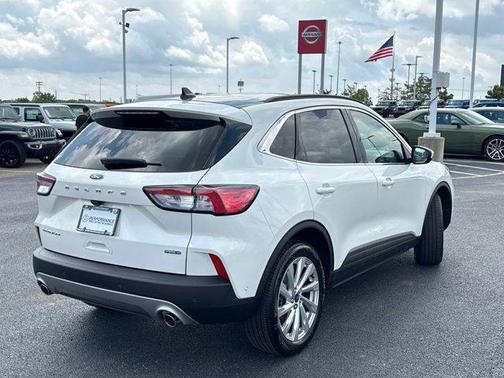 2021 Ford Escape Titanium