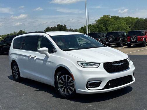 2021 Chrysler Pacifica Hybrid Touring L