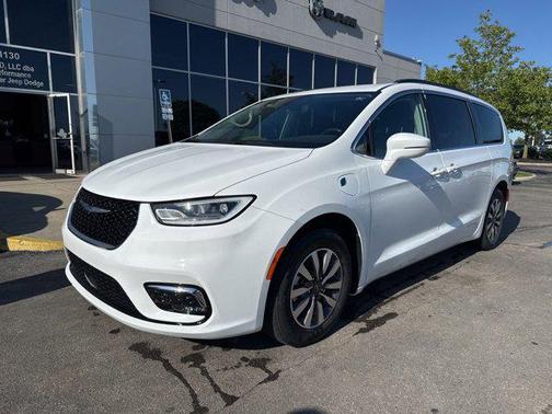 2021 Chrysler Pacifica Hybrid Touring L