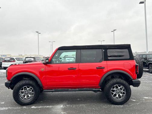 2022 Ford Bronco Badlands