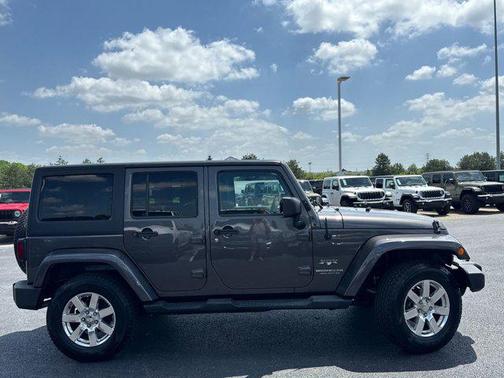 2017 Jeep Wrangler Unlimited Sahara