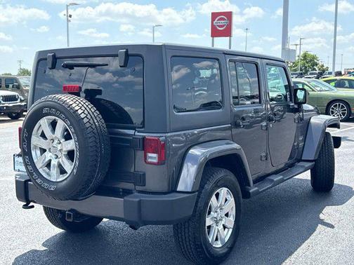 2017 Jeep Wrangler Unlimited Sahara