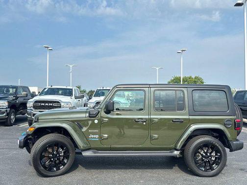 2022 Jeep Wrangler Unlimited 4xe Sahara