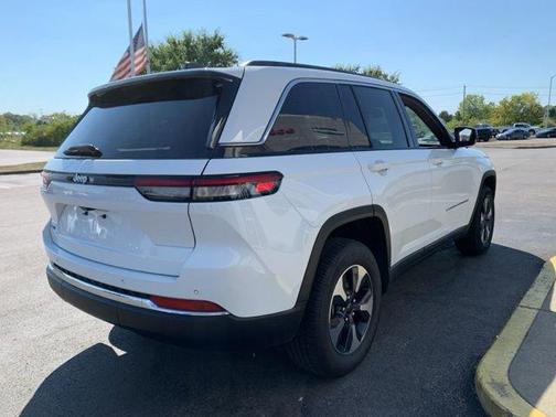 2024 Jeep Grand Cherokee 4xe Base