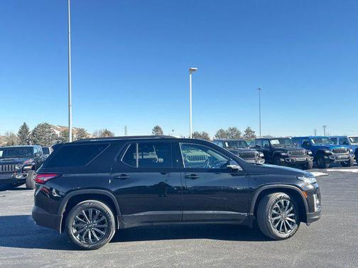 2022 Chevrolet Traverse RS