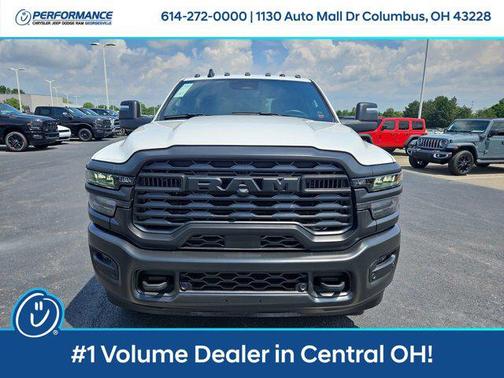 2025 RAM 2500 Tradesman Crew Cab 4x4 8' Box