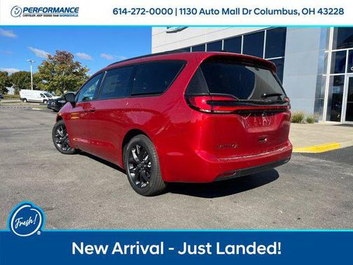 2026 Chrysler Pacifica L