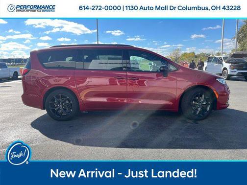 2026 Chrysler Pacifica L