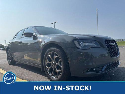 2017 Chrysler 300 S