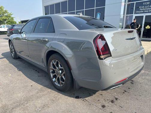 2017 Chrysler 300 S