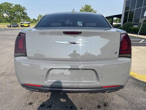 2017 Chrysler 300 S