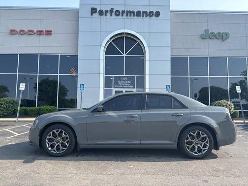 2017 Chrysler 300 S