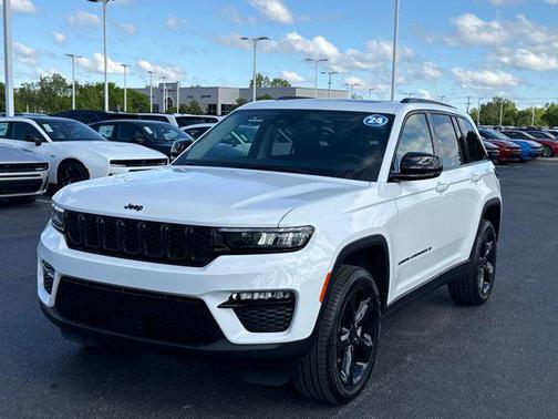 Bright White Clearcoat 2024 Jeep Grand Cherokee Limited