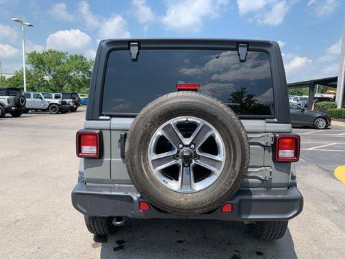 2022 Jeep Wrangler Unlimited Sahara