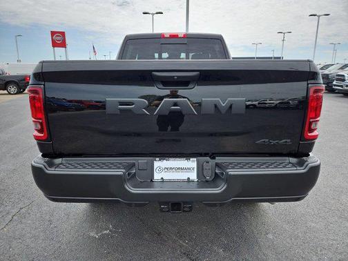 2025 RAM 2500 Tradesman Crew Cab 4x4 6'4' Box