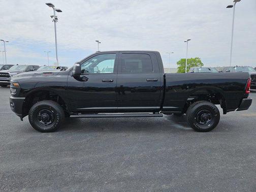 2025 RAM 2500 Tradesman Crew Cab 4x4 6'4' Box