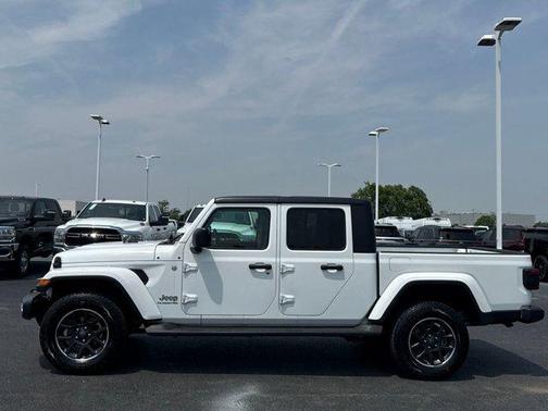 2021 Jeep Gladiator Overland