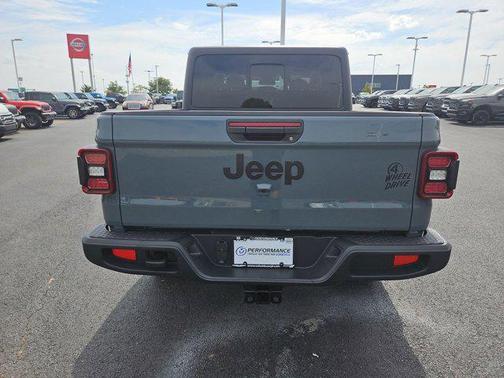 2025 Jeep Gladiator Willys