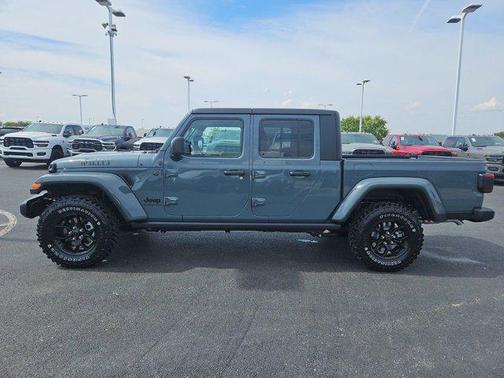 2025 Jeep Gladiator Willys