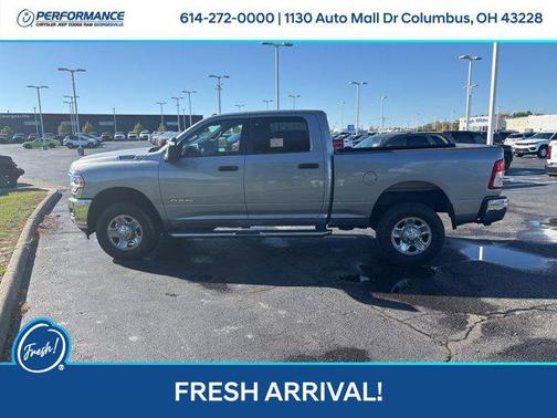 2024 RAM 2500 Big Horn Crew Cab 4x4 6'4' Box