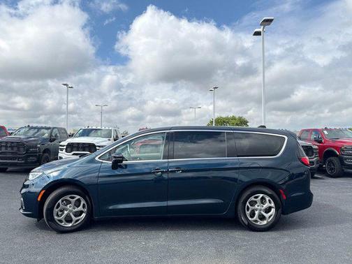 2024 Chrysler Pacifica Limited