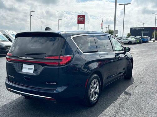 2024 Chrysler Pacifica Limited