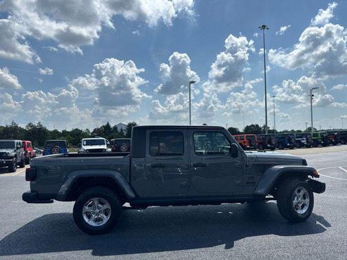 2021 Jeep Gladiator Freedom 4x4
