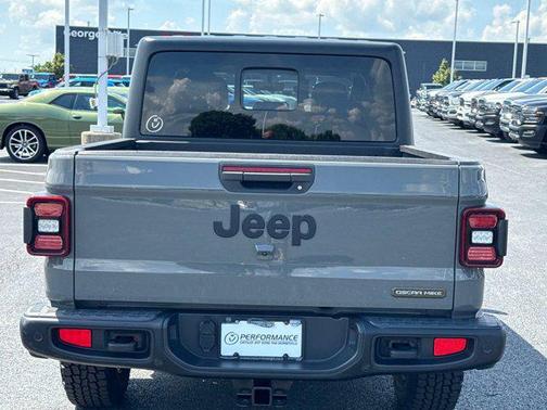 2021 Jeep Gladiator Freedom 4x4