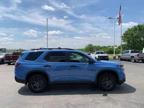 2025 Honda Pilot TrailSport