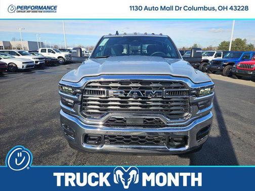 2026 RAM 2500 Tradesman Crew Cab 4x4 6'4' Box