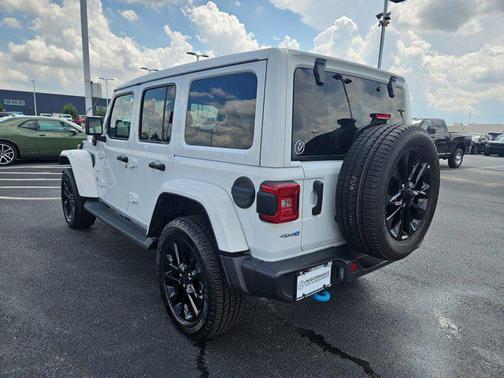 2022 Jeep Wrangler Unlimited 4xe Sahara