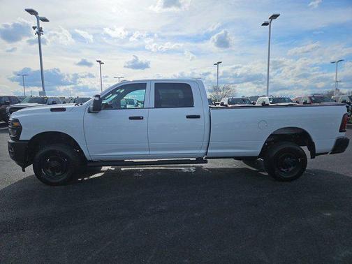 2025 RAM 2500 Tradesman Crew Cab 4x4 8' Box