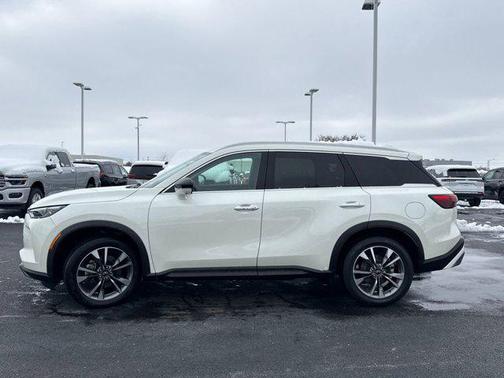 2022 INFINITI QX60 Luxe