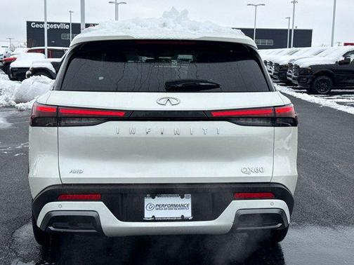 2022 INFINITI QX60 Luxe