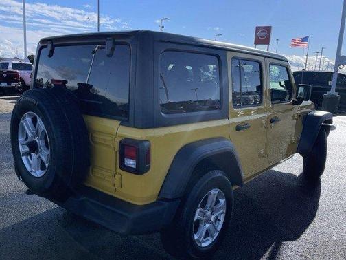 Photo 3 of 31 of 2020 Jeep Wrangler Unlimited Sport