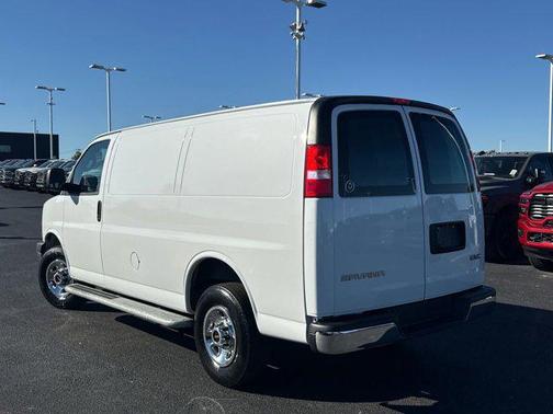 2023 GMC Savana 2500 Work Van