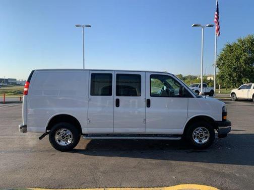 2023 GMC Savana 2500 Work Van