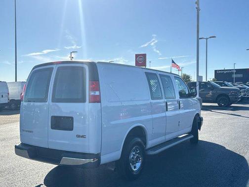 2023 GMC Savana 2500 Work Van