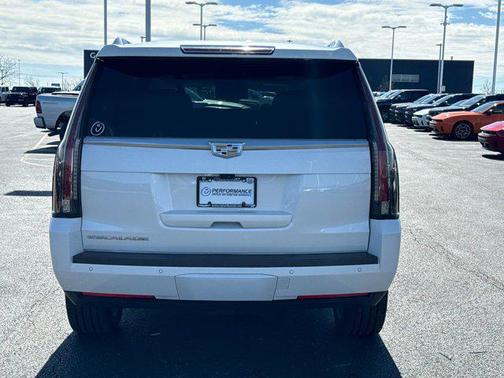 2020 Cadillac Escalade Premium Luxury