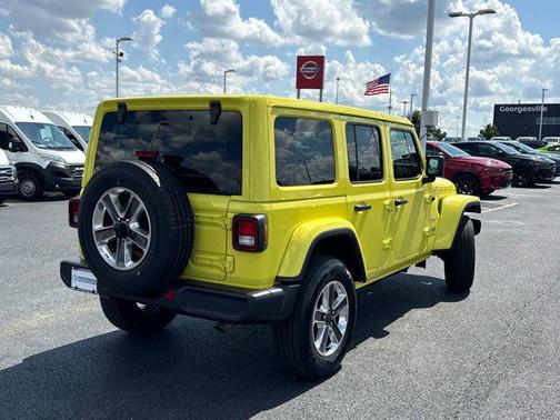 2023 Jeep Wrangler 4-Door Sahara