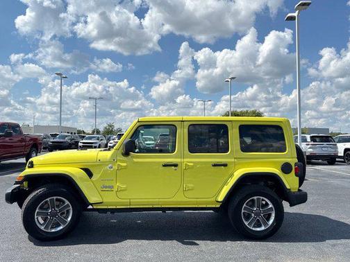 2023 Jeep Wrangler 4-Door Sahara
