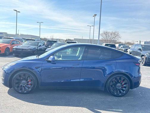 2022 Tesla Model Y Performance Dual Motor All-Wheel Drive