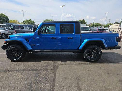 2025 Jeep Gladiator Willys