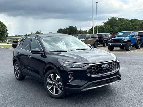 2023 Ford Escape Platinum
