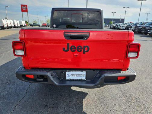 2025 Jeep Gladiator Sport S