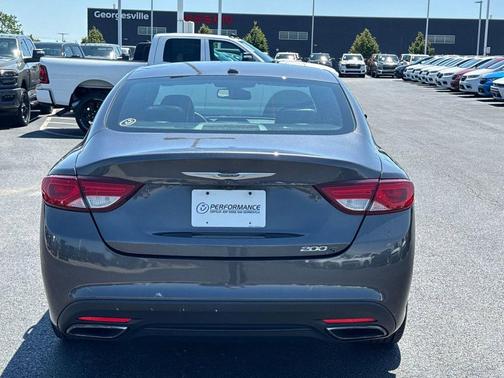 Granite Crystal Metallic Clearcoat 2016 Chrysler 200 S