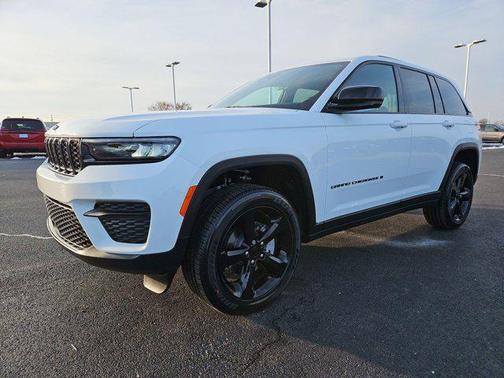 2025 Jeep Grand Cherokee Altitude